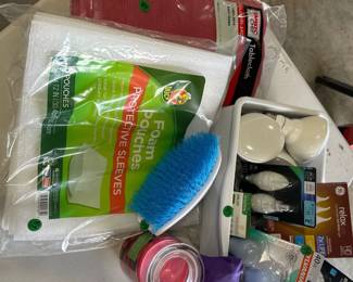Miscellaneous Lot W/ Light Bulbs