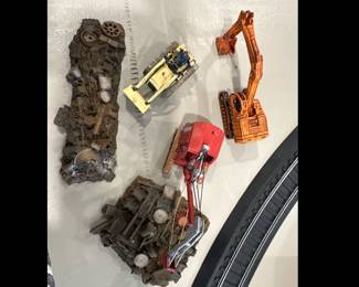 Lot Of 3 Construction Vehicles With Scrap Yard Diorama Bases