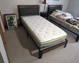Xl Twin Bed With Mattress, Power Plug