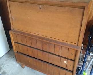 Kroehler vintage drop down desk and drawers