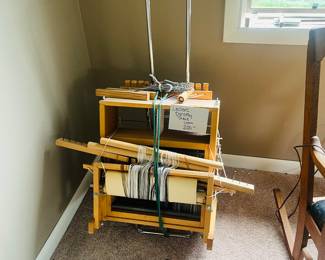 Table loom $200