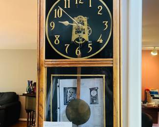 Clock works with key $200