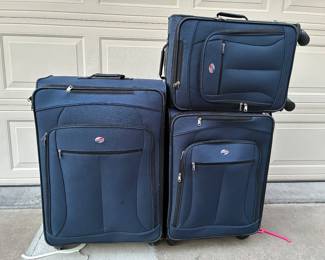 American Tourister softside luggage set
