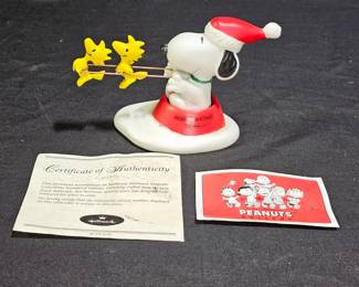 Hallmark Keepsake Peanuts Gallery Jolly Holidays