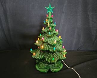 Atlantic Mold Ceramic Lighted Christmas Tree