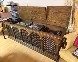 Barzilay Athenia Record Cabinet