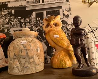 Figurines