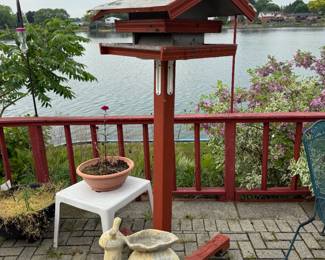 Outdoor Table, Planters, Outdoor Decor, Bird Feeder
