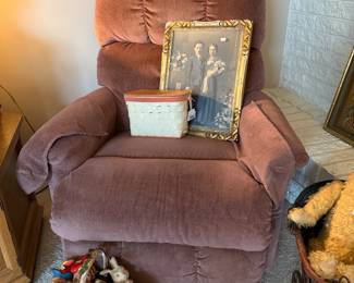 Vintage Seagull Lid Basket