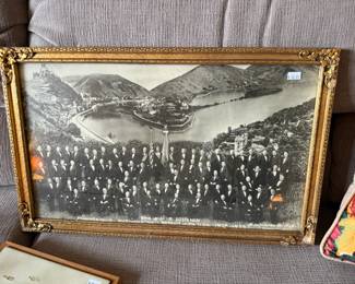 Vintaged Framed Pictures