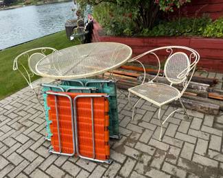 Metal Outdoor Table, Retro Folding Chairs