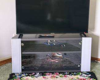 Modern TV, Entertainment Stand