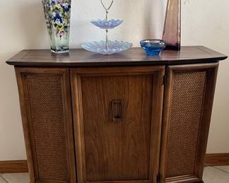 MCM Cabinet