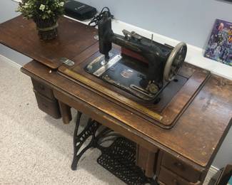 antique New Home sewing machine