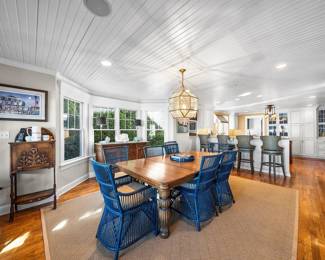 Dining set seats 8