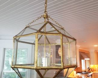Ceiling light fixture