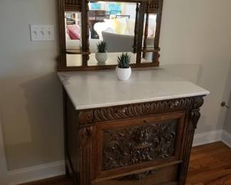 Marble top, mirrored server