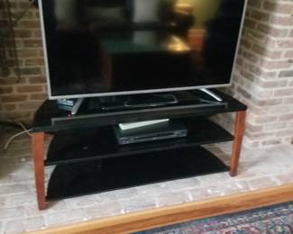 TV ; entertainment stand