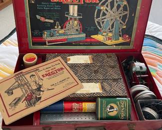 1938 Erector set - motor runs when plugged in.