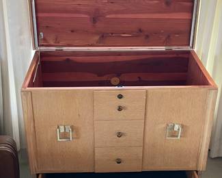 Lane Cedar Chest