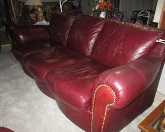 LEATHER COUCH