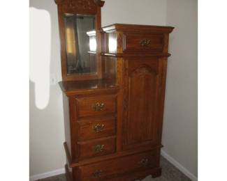 Oak Drop Side Mirror Tall Chest 