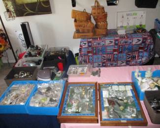 JEWERLY  //  WATCHES  //  COINS  //  VIDEO GAMES  // Longaberger Baskets