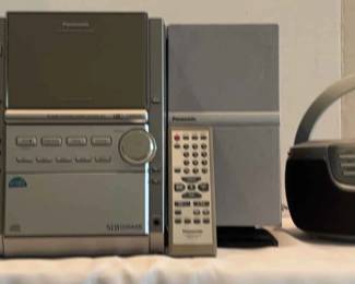 Panasonic CD Stereo System Tape SAPM18 5 cd Changer With Remote,Emerson CD Player Plug And Battery