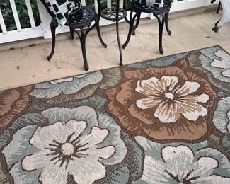 Patio Table And Outdoor Rug