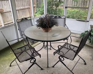 Metal Patio Table and Chairs