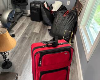 Luggage, used a handful of times. full set.