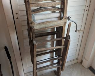 Vintage Clothes Wringer!