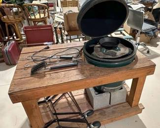 Big Green Egg -Custom Table & Accessories