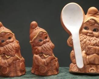 Twin Winton Gnome Shakers & Spoon Rest