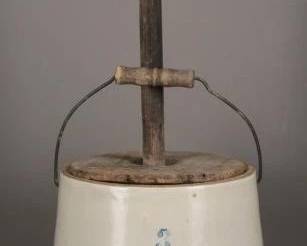Ruckels 3-Gallon Stoneware Butter Churn