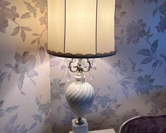 White Swirl Table Lamp with Prisms