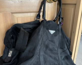 Prada-Labeled Handbag – Unauthenticated