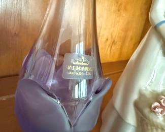 Viking Glass Lavender Cabbage Vase