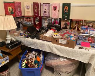 Barbies, Beany babies