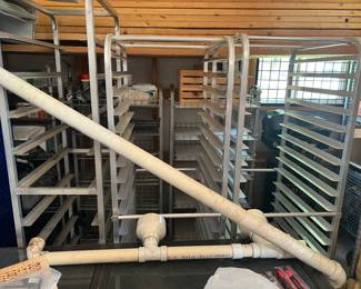 Baker cooling racks
