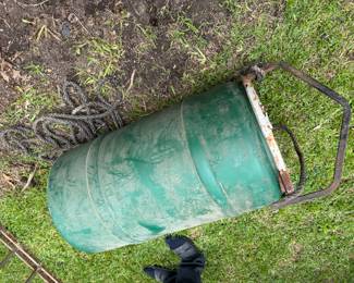 Wildlife feeder