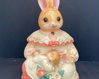 Baker Hart Stuart Mom And Baby Rabbit Fine Ceramic Cookie Jar