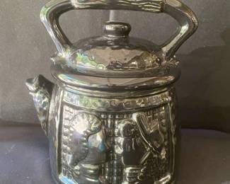 George And Martha Washington American Bisque Kettle Cookie Jar