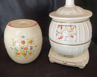 Pot Belly Stove And Universal Cambridge Cookie Jars