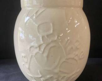 McCoy Beige Crock Cookie Jar