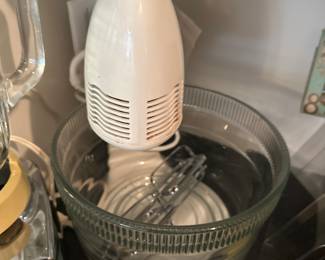 Hamilton Beach hand mixer