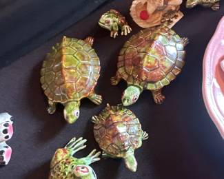 vintage turtles and frogs for decor