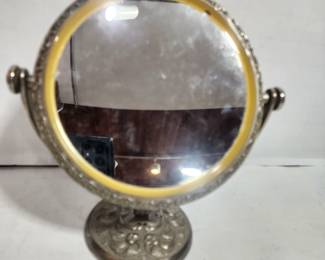 VANITY MIRROR