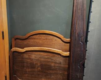 ANTIQUE FRENCH TWIN BED