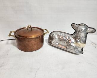 COPPER POT AND LAMP CAKE MOLD